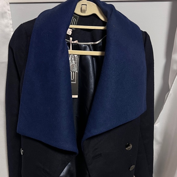 NWT $229 LTD Luxe Collection Navy Shawl Collar Peacoat Limited 
Sz S - Picture 7 of 7